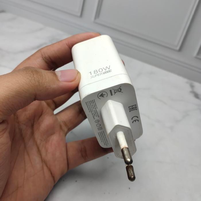 Adaptor Charger OPPO 180W Rusak