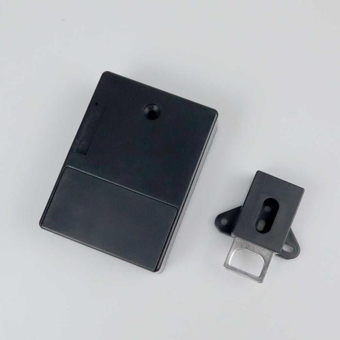 

Golden Security Kunci Lemari Sensor RFID Keyless Cabinet Door Lock - S - Hitam Sale