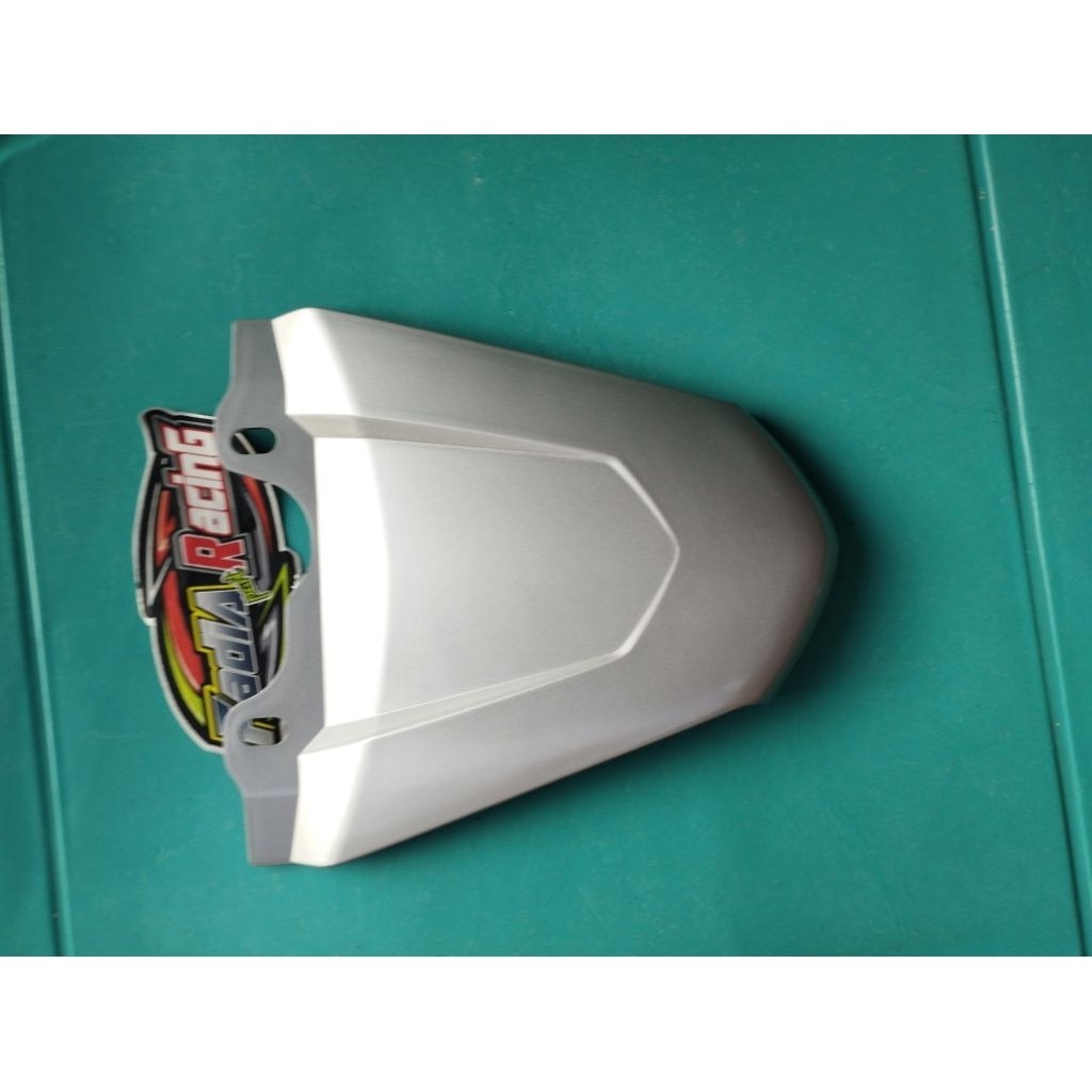 Pet Stop /Sambungan Body Belakang Vega R New Warna Silver