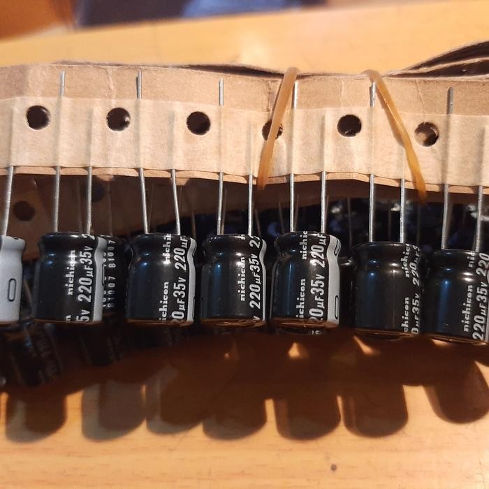 Part Elco Elko 220uF 35v 220uF/35v 220uF-35v VZ Series Nichicon