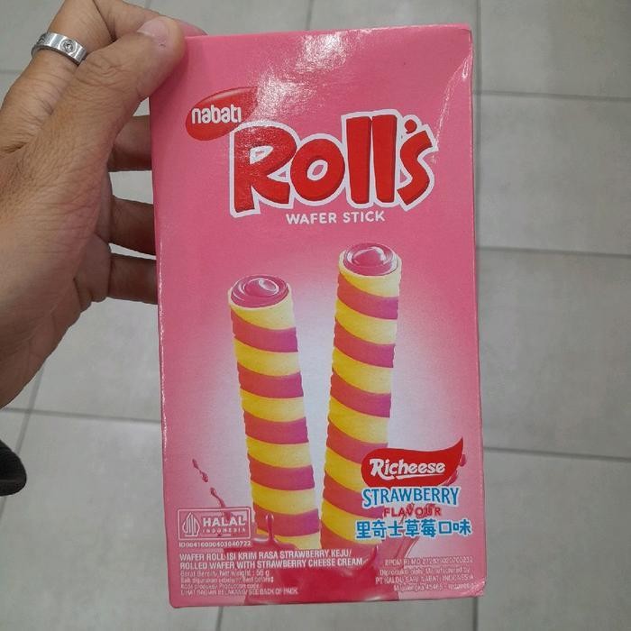 

Nabati Richeese Rolls Wafer Stick Rasa Strawberry Keju 55gr