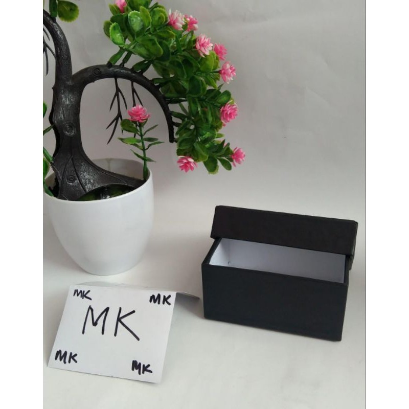 

HARDBOX/ KOTAK KADO/ KOTAK LEPAS/KOTAK KARTON / KOTAK POLOS/ 10X7X5CM/ KOTAK CINCIN MAIKA PACK