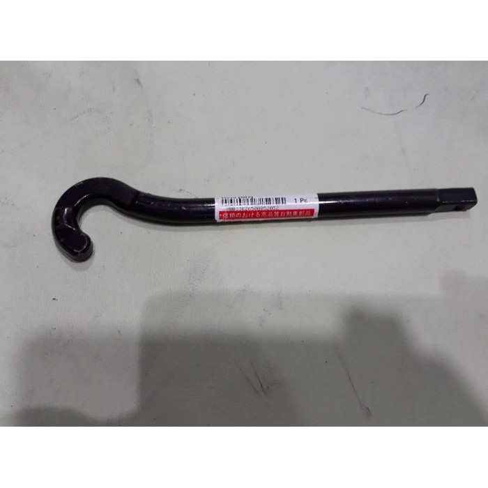 KUNCI BAN SEREP KIJANG INNOVA (CANTOLAN AJA) SPAREPART MOBIL