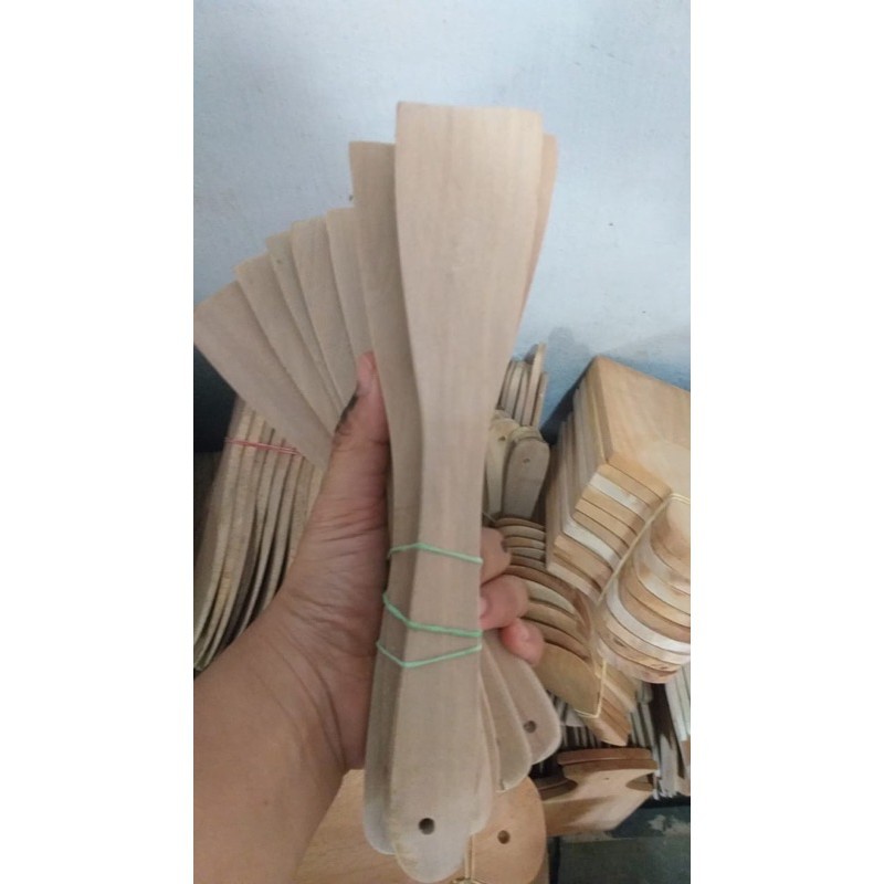 Sodet solet spatula susuk kayu putih / Spatula kayu / alat dapur / alat goreng Termurah