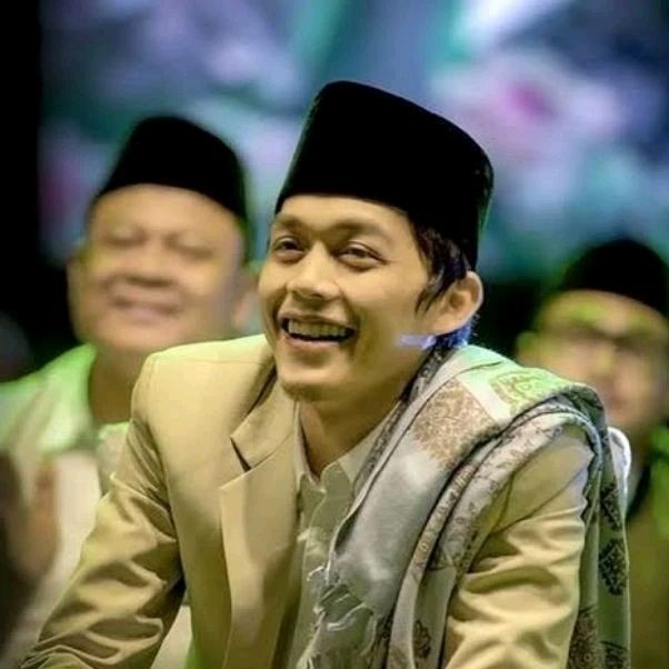 Songkok Hitam Peci Hitam Kopiah Nasional purboyo AC Berbahan Bludru Hitam Kualitas Premium . Songkok