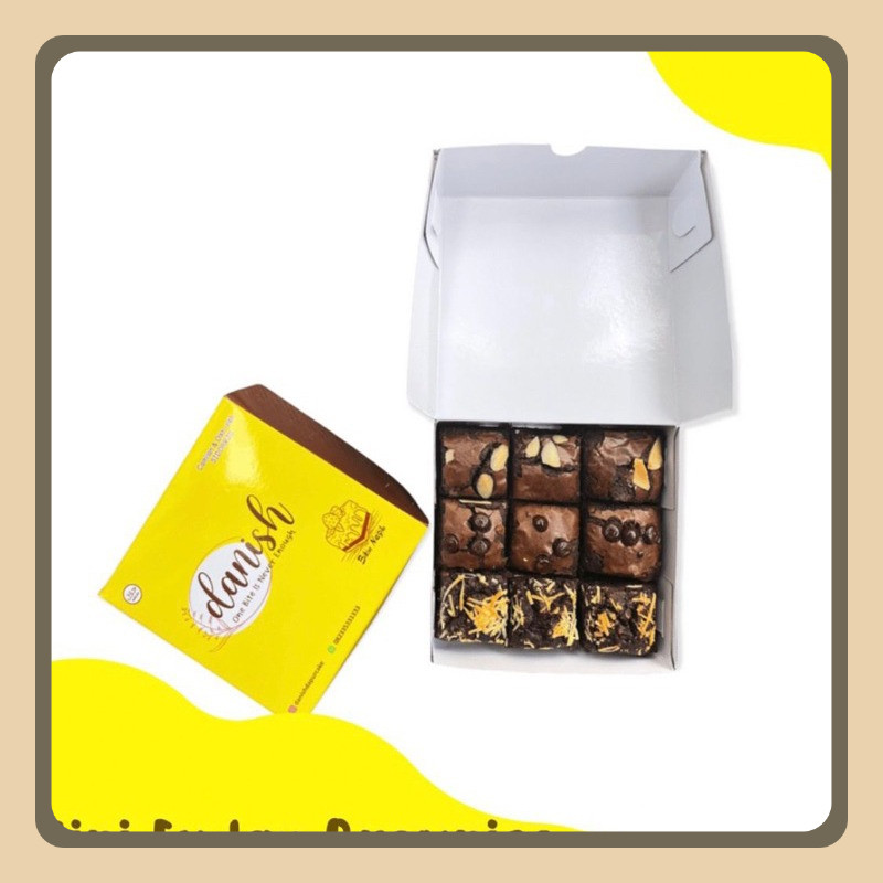 

Danish Mini Fudgy Brownies Panggang 10x10cm (9 potong) Nyoklat banget by danishdapurcake