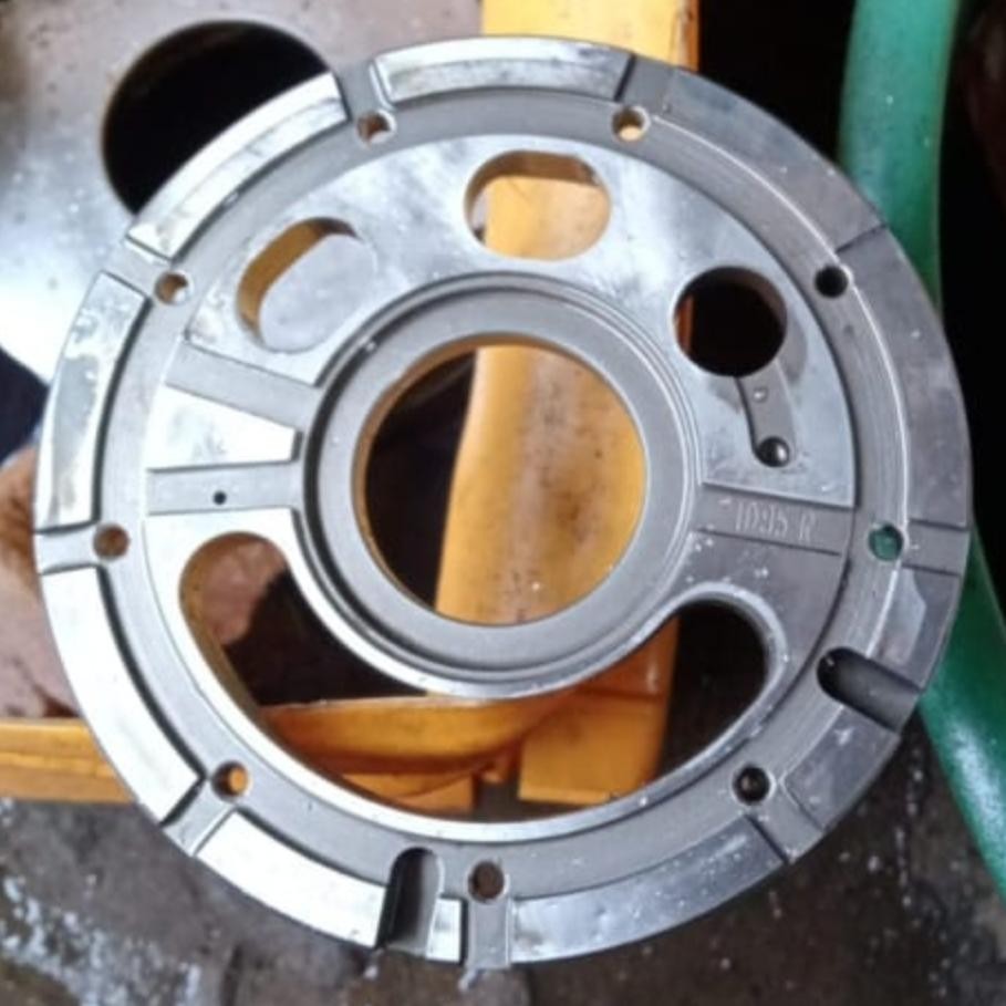 Vplate komatsu PC200-7 RH / LH