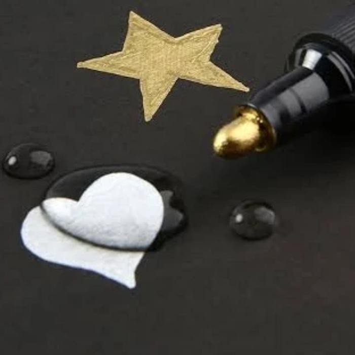 

Sakura Pen Touch Permanent Paint Marker Medium 2.0mm # White