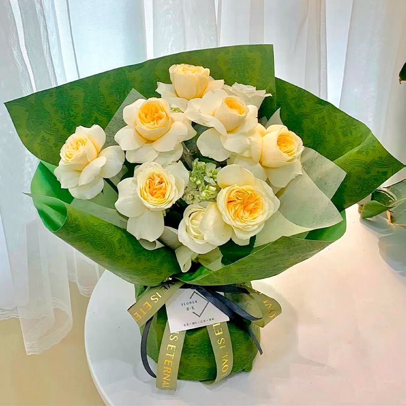 

Emboss Classic Wrapping Paper Kertas Bunga Buket Kado / Kertas Kado