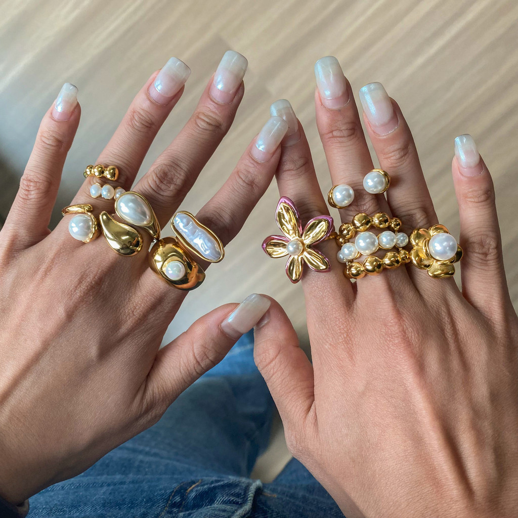 Uworld 18K Gold Color Plated Stainless Steel Flower Pearl Ring Irregular Opposite Sex Pearls Stackab