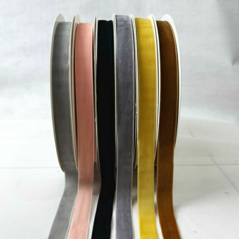 

10 yard & 25 yard SIZE 25 MM PITA VELVET NON PREMIUM