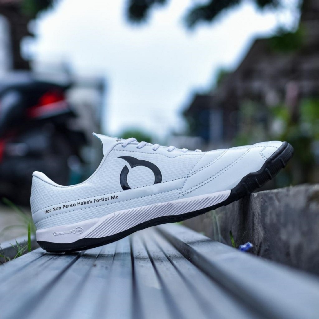 SEPATU FUTSAL TERBARU GRADE ORIGINAL KOMPONEN 100% ORTUS FORTE ORTUSEIGHT CATALYST LEGION HITAM PUTI