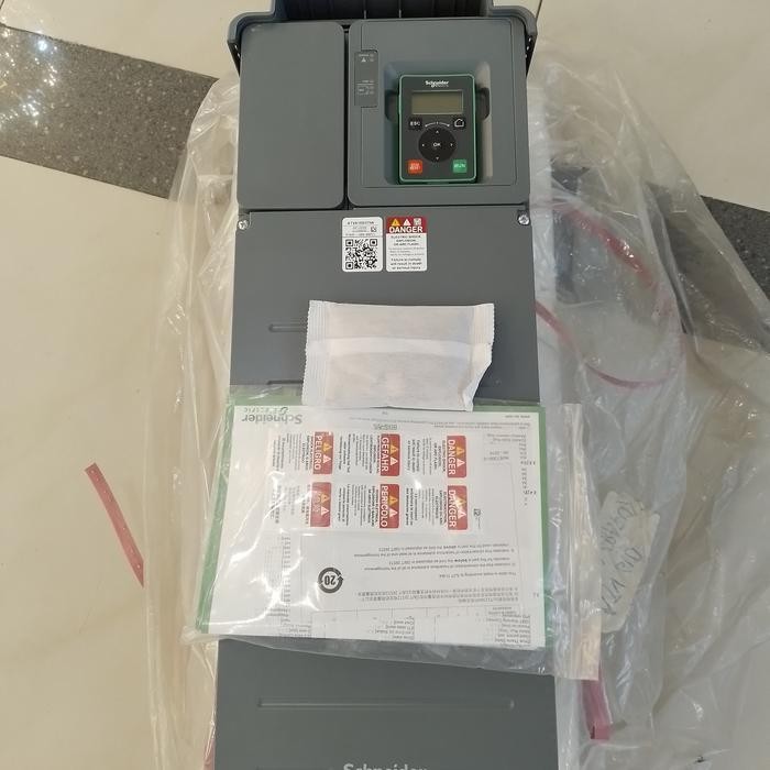 Schneider inverter VSD Altivar ATV610D37N4 37kW Altivar 610 Schneider NEW MURAH