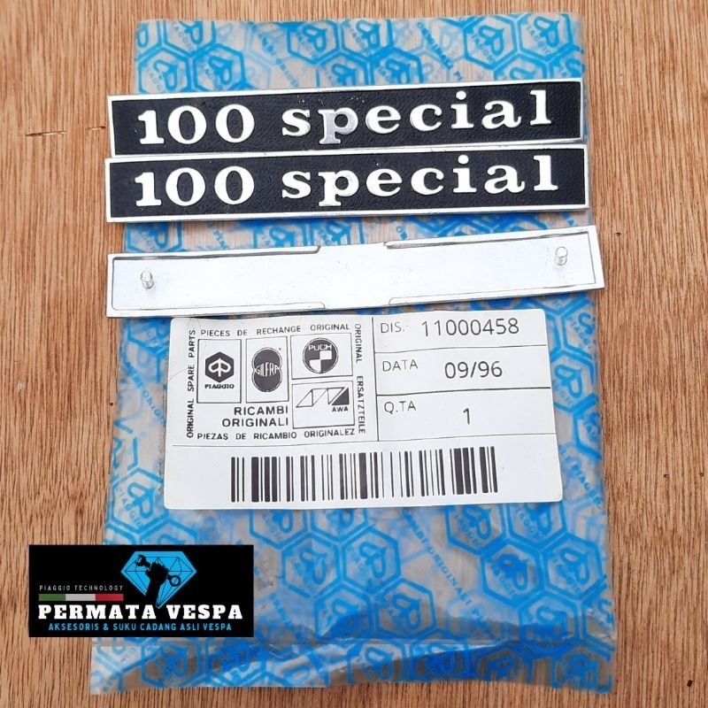 Emblem Vespa PTS 100 PTS 90 Smallframe Original NOS