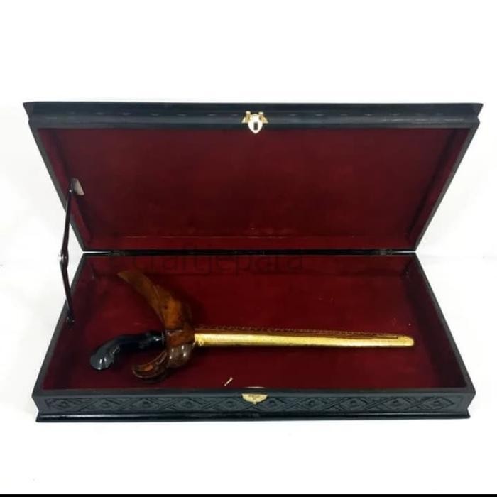 Kotak Box Penyimpanan Pusaka Pusaka Istimewa CJ3475