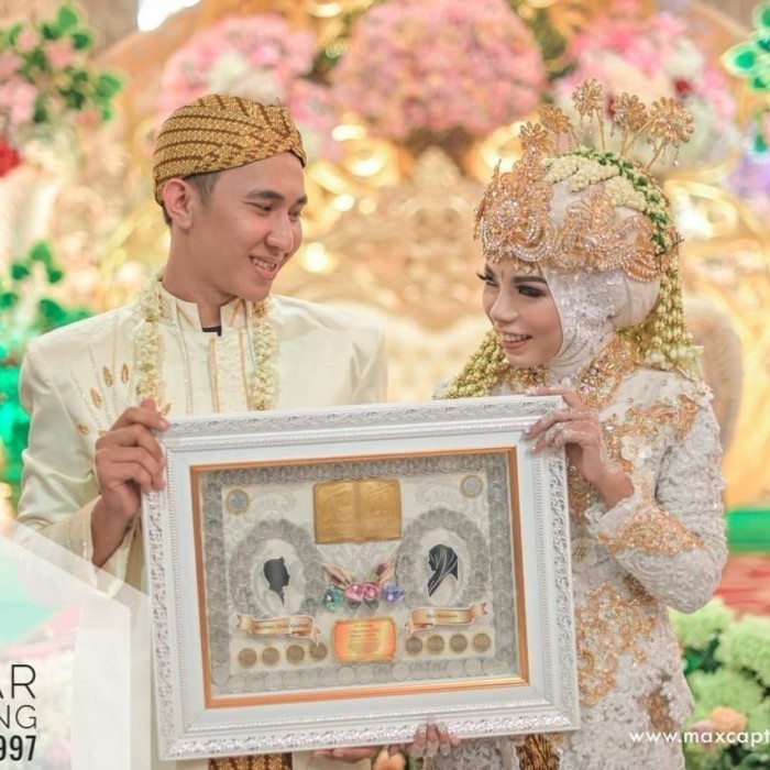 mahar nikah / pernikahan siluet Quran /kotak Seserahan cantik mewah