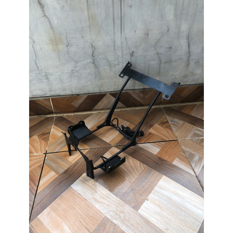 bracket lampu depan original vixion old