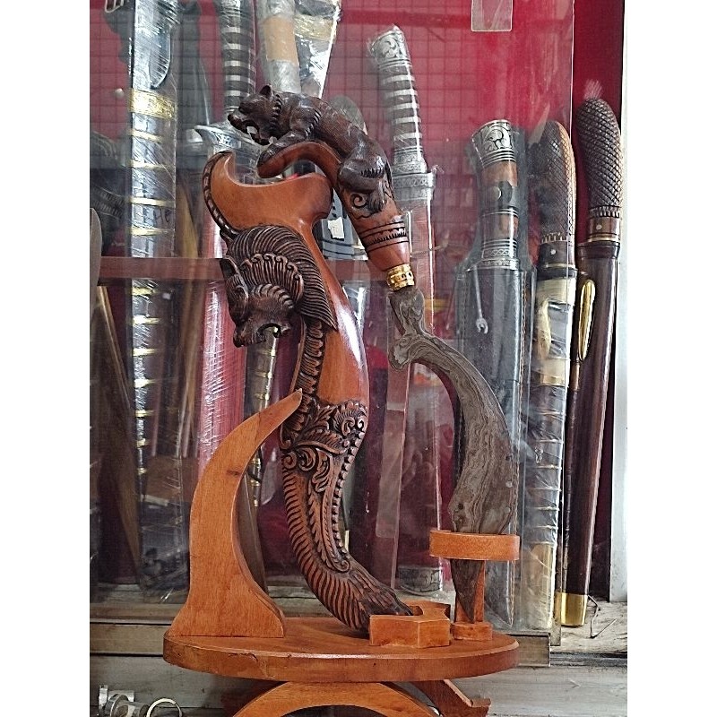 kujang pamor asli ukir macan nagkod maung pajajaran koleksian pamake hobi menguntungkan