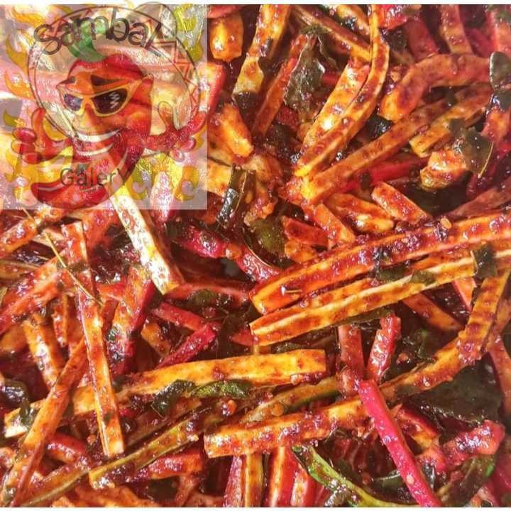 

SambaL Galery seblak beton chili oil/kerupuk beton/seblak kerupuk jaat beton bantet viral pedas daun jeruk bumbu melimpah/seblak kerupuk beton original daun jeruk isi 1kg 500gr 250gr
