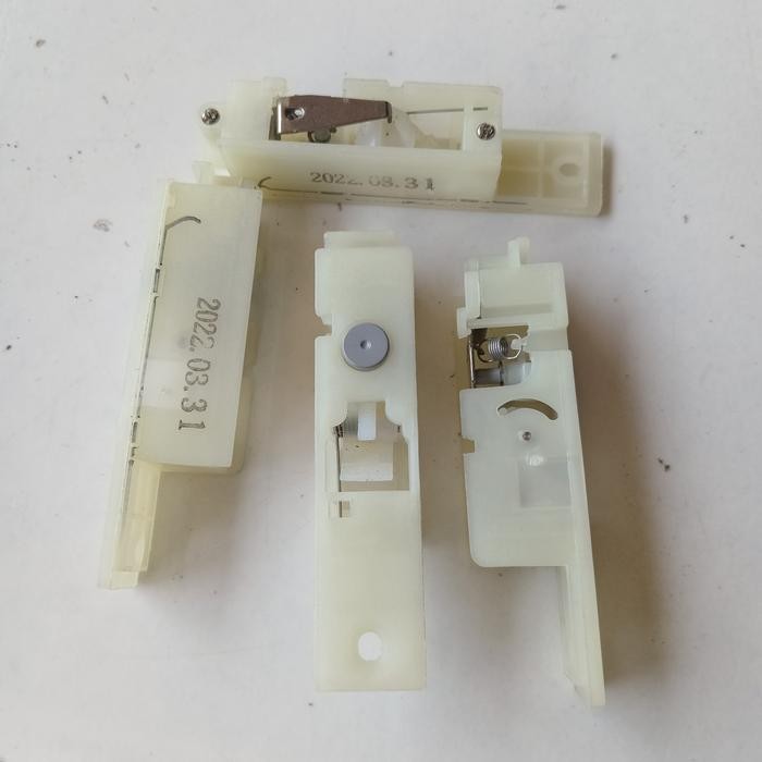 GG709.. magnet pintu kulkas LG 2PINTU original BERKUWALITAS...