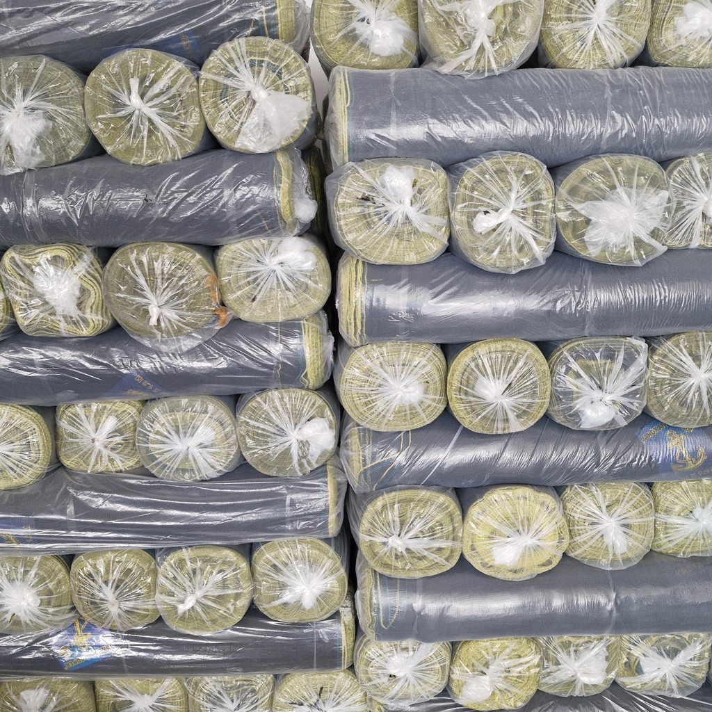 Jaring Djangkar 100m Waring Hitam Tebal Tahan Lama untuk Kebun