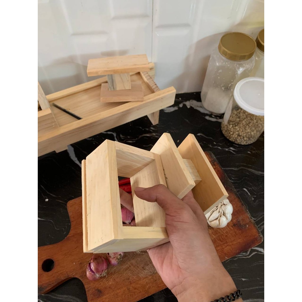 PEMOTONG BAWANG PENGIRIS BAWANG PENGIRIS KERIPIK PENGIRIS SERBAGUNA KAYU JATI