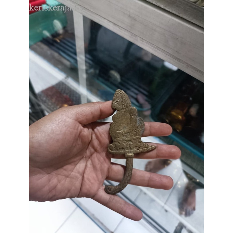 

keris semar emas dari kuningan termurah sepuh majapahit milik tribuwana tungga dewi bk Keris sengkelat majapahit mataram kartosuro kartasura Surakarta Yogyakarta nagasasra sabuk budaya jawa mel antik