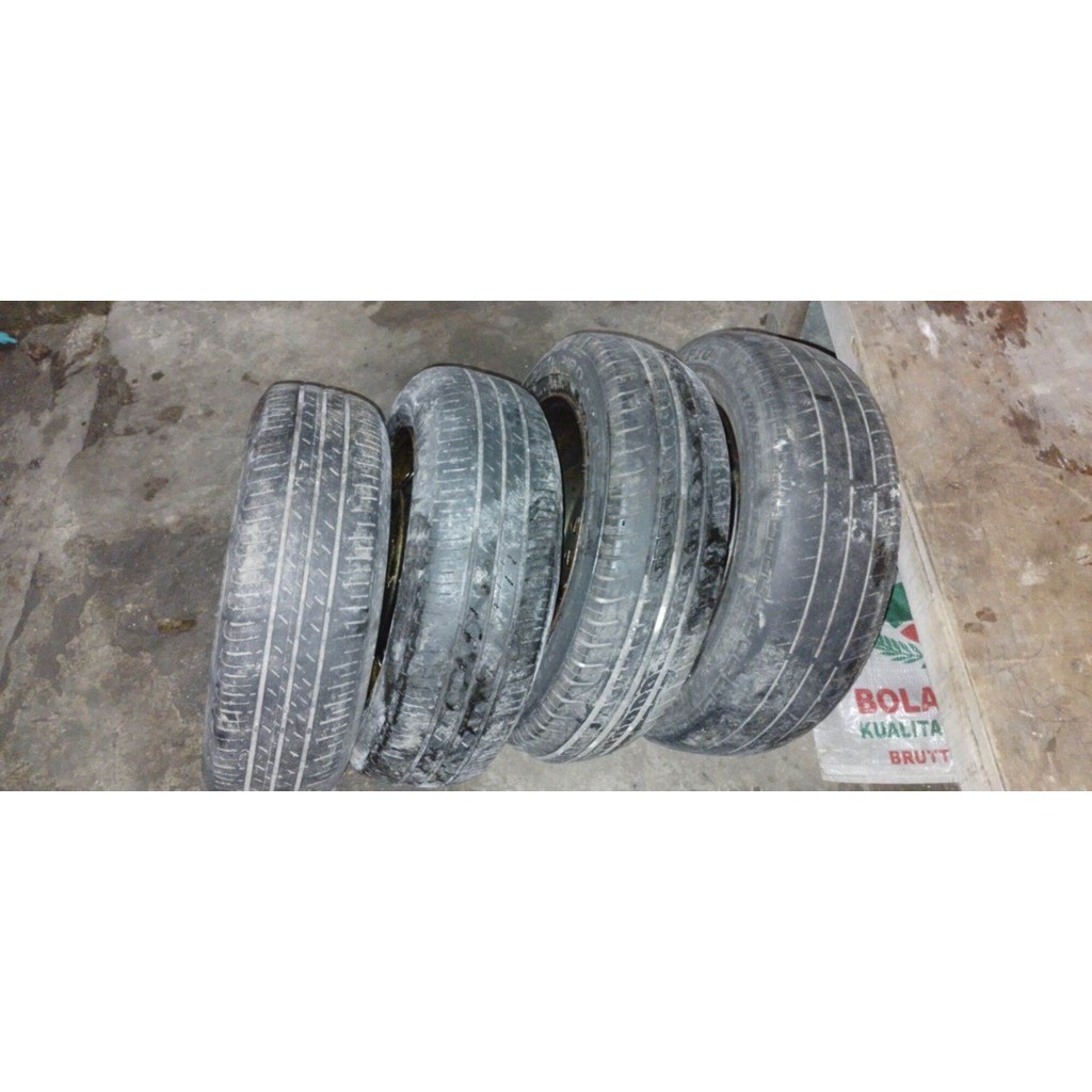 ban mobil 175/65/14 ban bekas