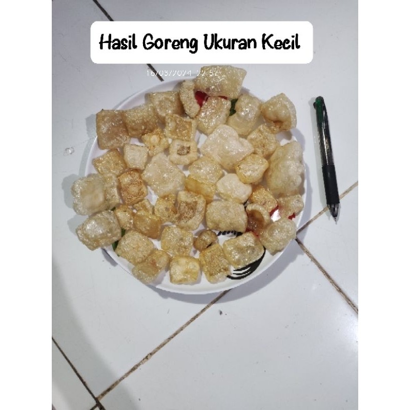 

Kerupuk Kulit Sapi Asli Mentah 500 Gram Dadu Kotak Krecek Jangek Dorokdok 100% Original Kulit Sapi