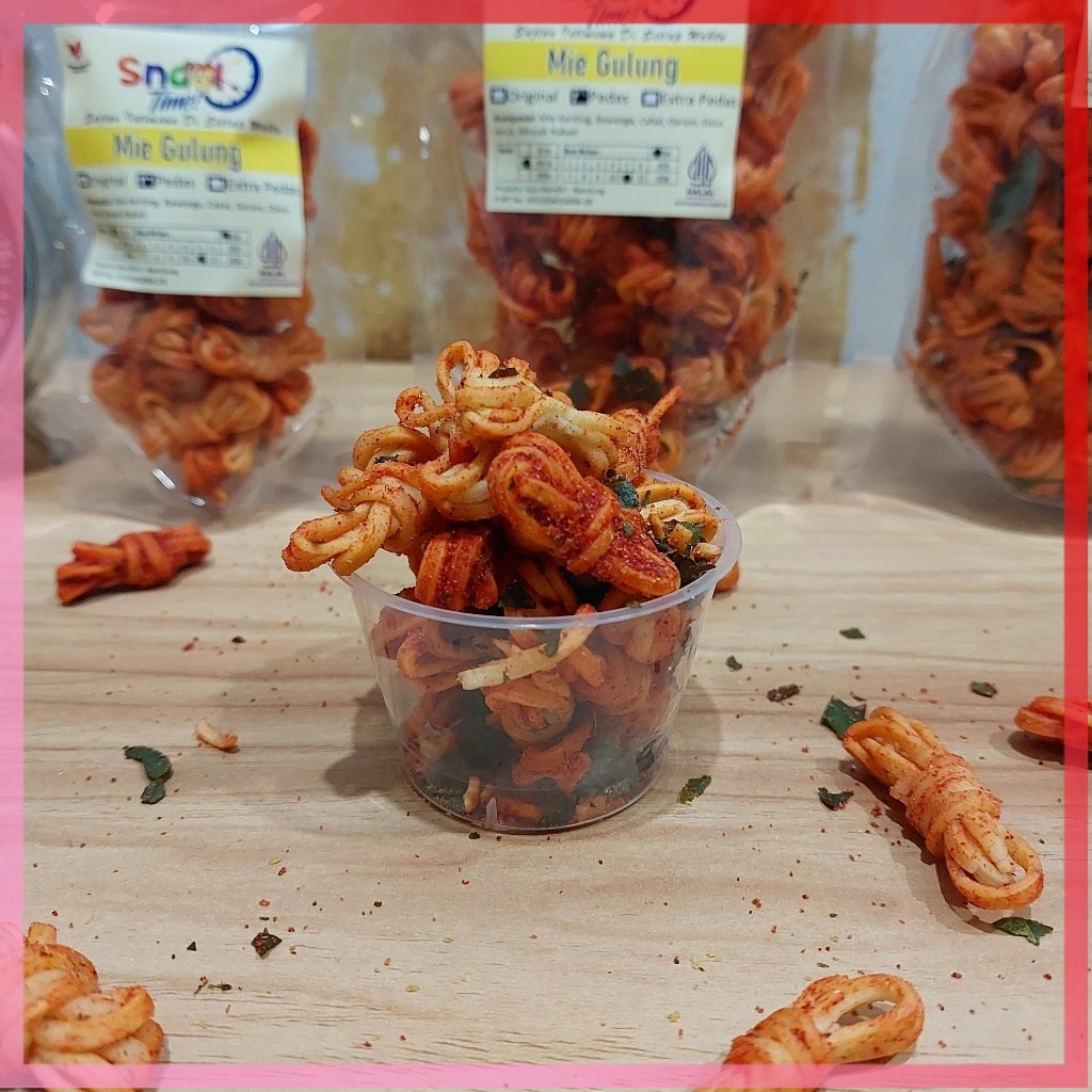 

Snack Time Mie Gulung Pedas Daun Jeruk 50 Gram