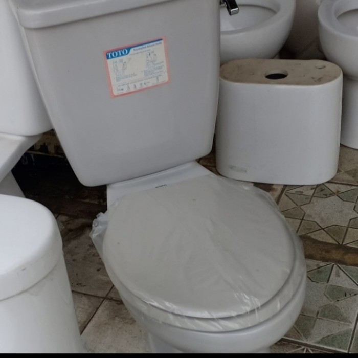 kloset duduk l toilet toto l s 516 abu abau