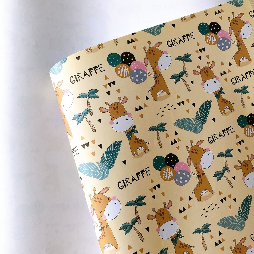 

Kertas Kado Giraffe