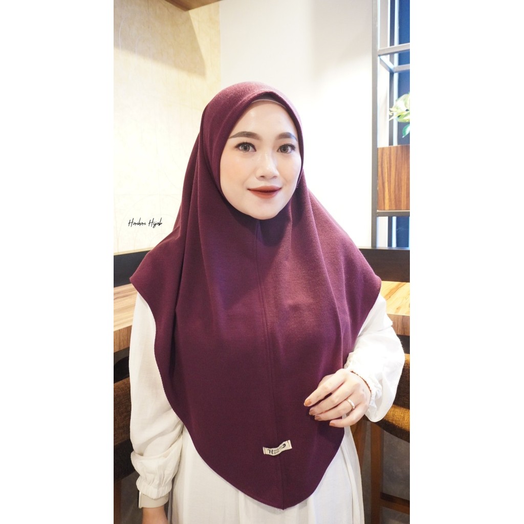 ✨TERLARIS✨ -  - Hijab Bergo Instan Snowy Knit Malay - Burgundy