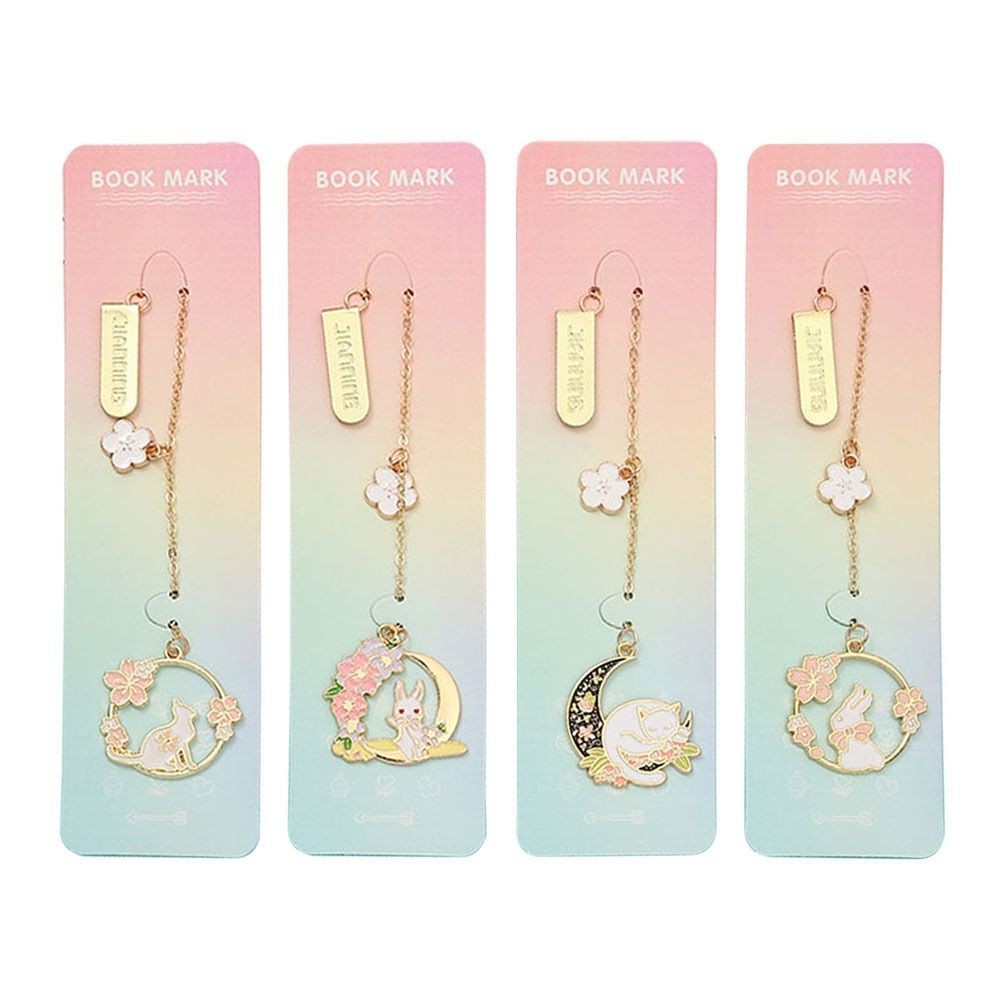 

Exquisite Metal Bookmark Cute Rabbit Hollow Book Page Marker Book Page Pagination