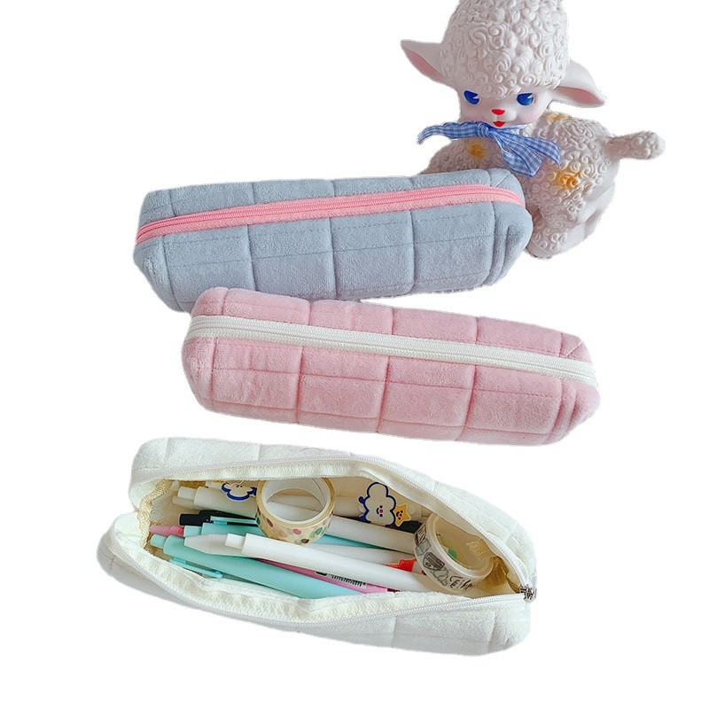 

Soft Velvet Zipper Pencil Bag Kawaii Stationery Pens Stationery Storage Bag Case Plush Pencil Bag Organizer Management
