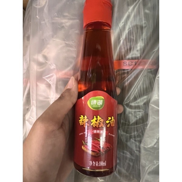 

Minyak cabe / chili oil / la jiao you 辣椒油 180ml