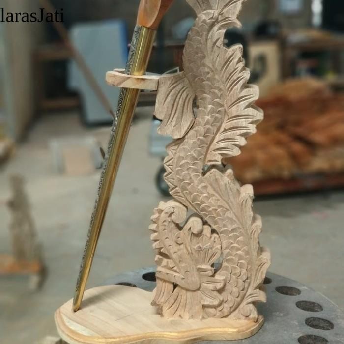 

Kode.KH0004 jagrag jagrak keris ukiran naga isi satu mentah antik pasti murah