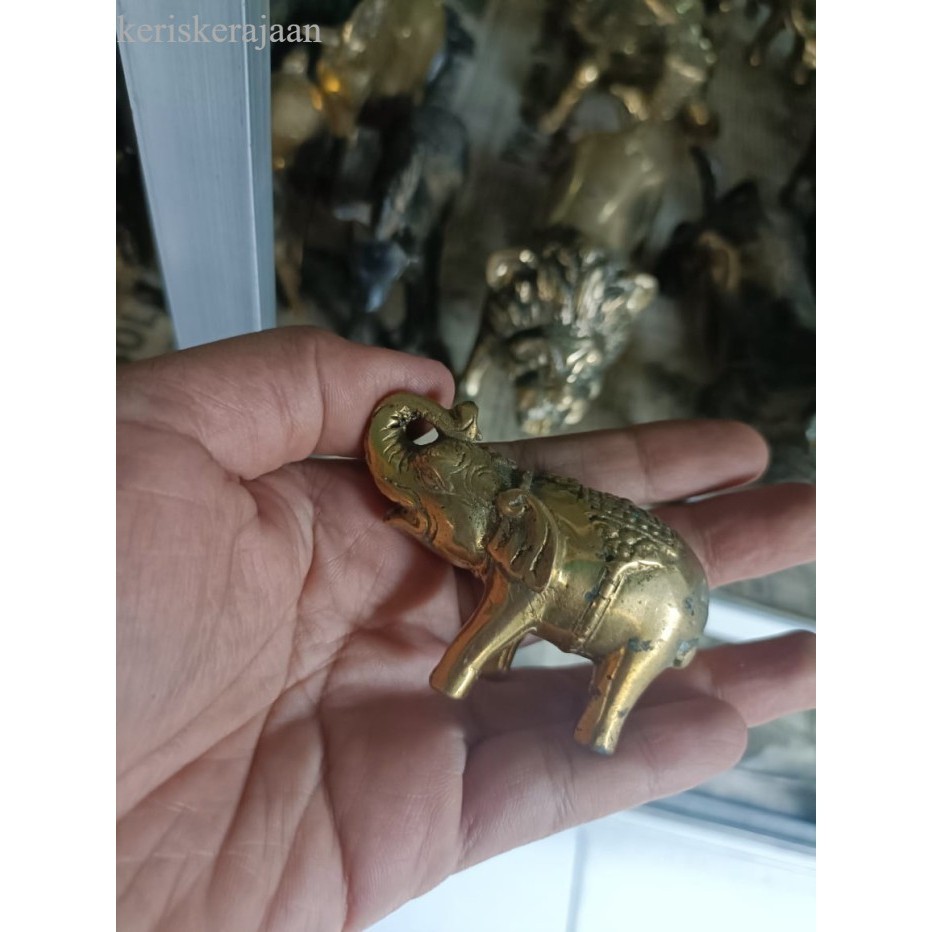 

patung gajah emas dari kuningan sepuh majaphit milik anak balaputra dewa bk Keris sengkelat majapahit mataram kartosuro kartasura Bal antik