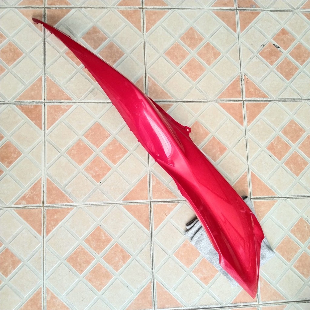 COVER FRAME BODY BELAKANG KANAN SKYDRIVE 125 NEW OLD STOCK
