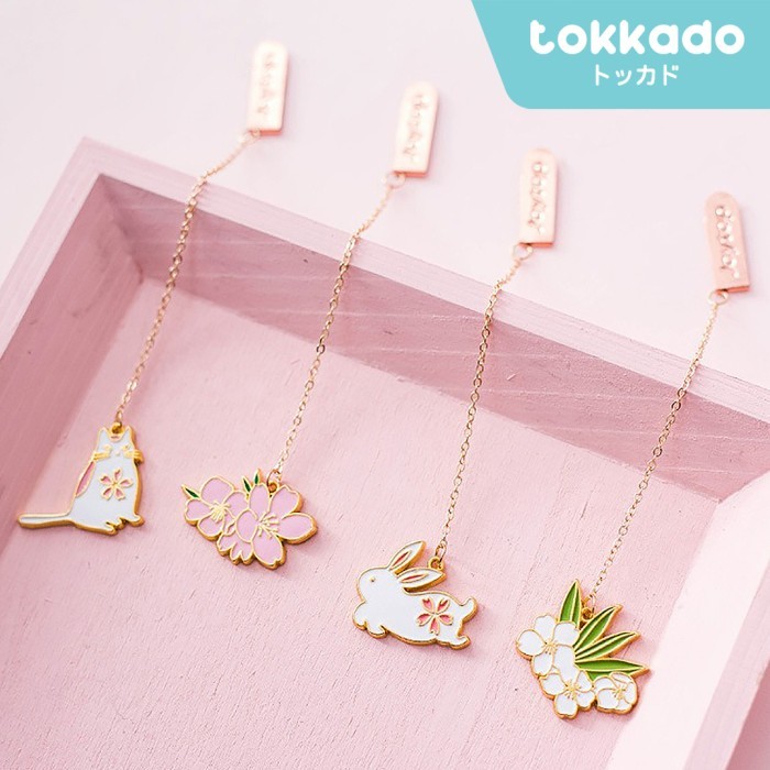 

TOKKADO Shika Bookmark Magnet Pembatas Penanda Buku Klip Clip Book Index Enamel Bunga Jepang Lucu