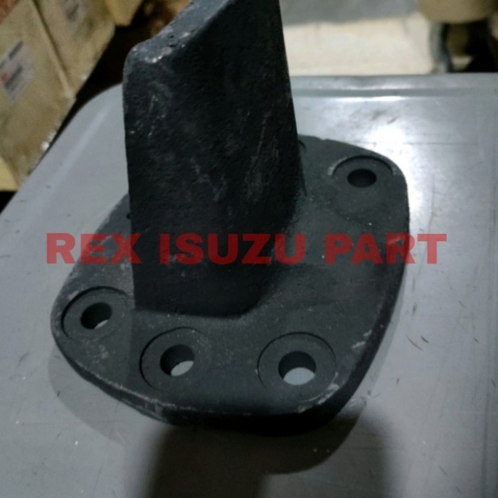 Hanger per extra Isuzu ELF NKR71 EURO 2