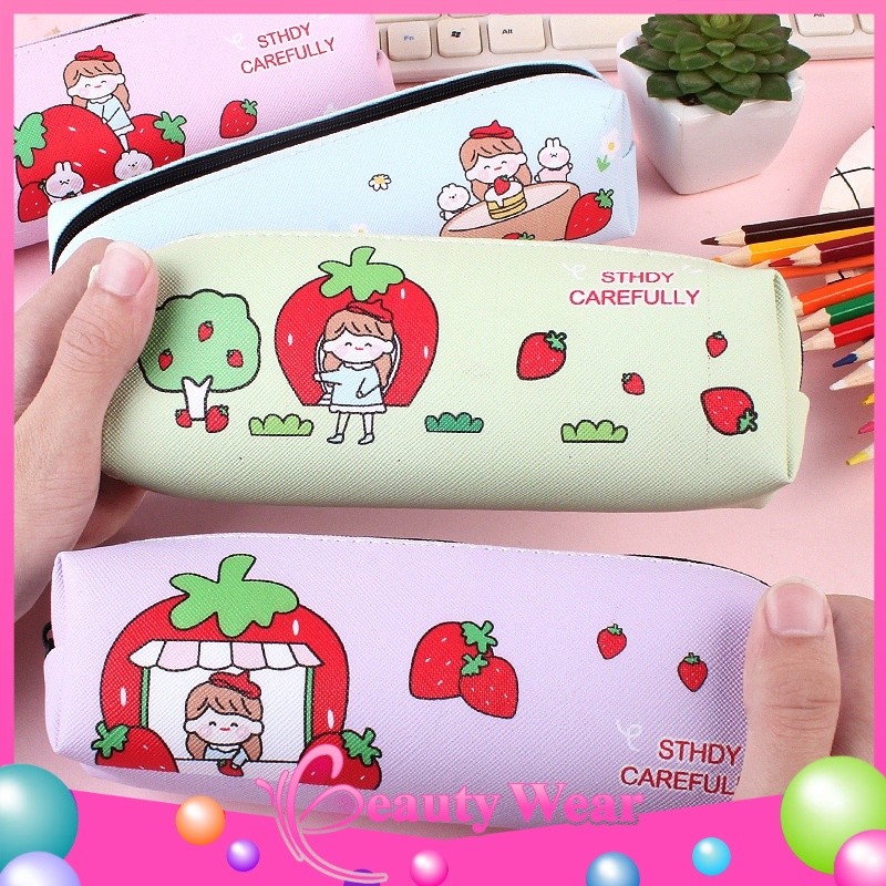 

Tas Pensil Tempat Alat Tulis Motif Strawberry Bahan PU Japanese Style Import
