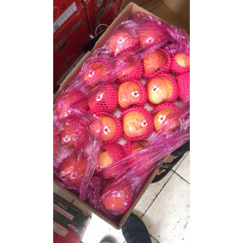 

APEL FUJI IMPORT DUS 7kg GROSIR BEST SELLER