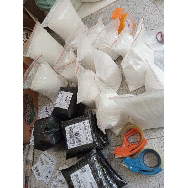 

Kapur Sirih Putih Food Grade 1 Kg – Bahan Aman & Alami untuk Olahan Makanan