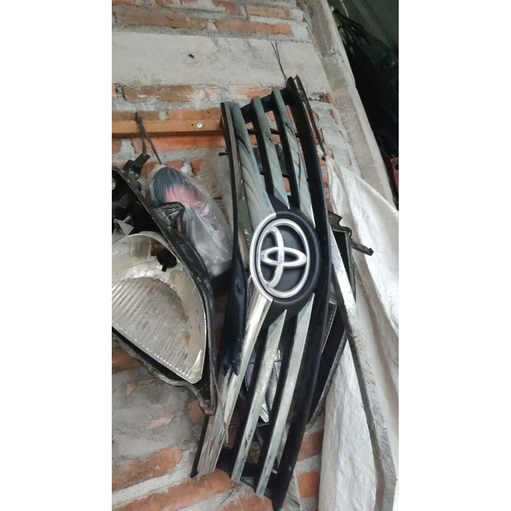 Grill grille radiator altis 2012 2013 2014 2015 2016