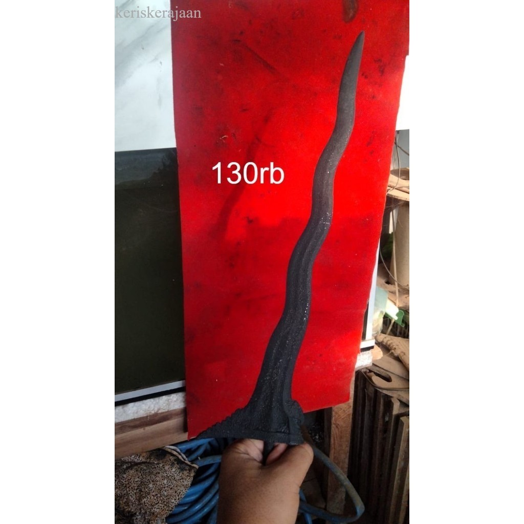 

keris panimbal corok sepuh majapahit termurah sepuh majapahit milik prajurit majapahit bk Keris sengkelat majapahit mataram kartosuro kartasura Surakarta Yogyakarta nagasasra sabuk budaya jawa antik