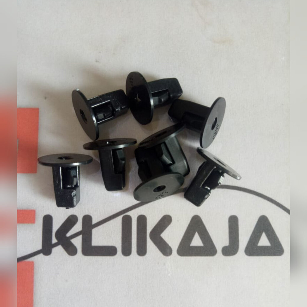 kancing klip Liner Fender Avanza Xenia