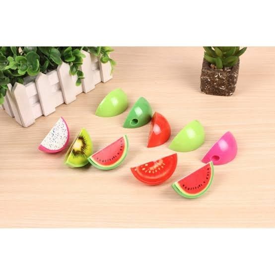 

Serutan Pensil Buah Mini – Rautan Lucu dengan Desain Buah Segar untuk Anak dan Koleksi Meja Belajar