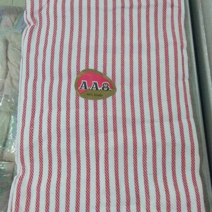 SELIMUT AA8 GARIS - Merah