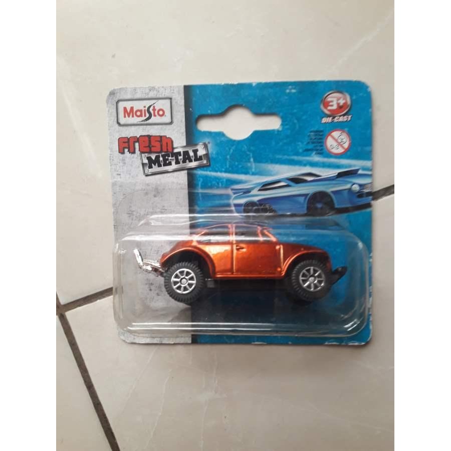 MAISTO - VOLKSWAGEN BEETLE  FRESH METAL
